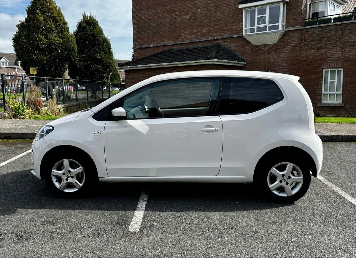2012 vw Up! Ideal starter car - Image 3