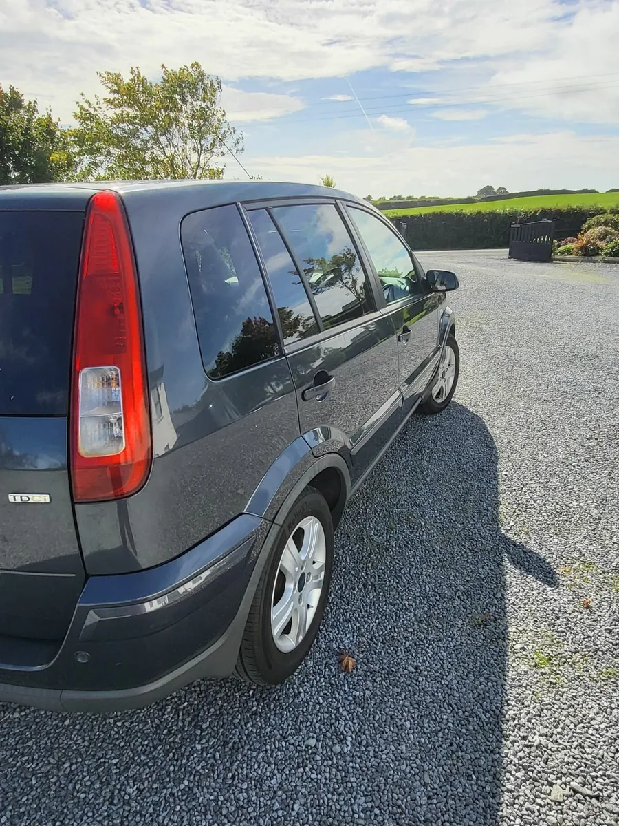 Ford Fusion 2008 - Image 3