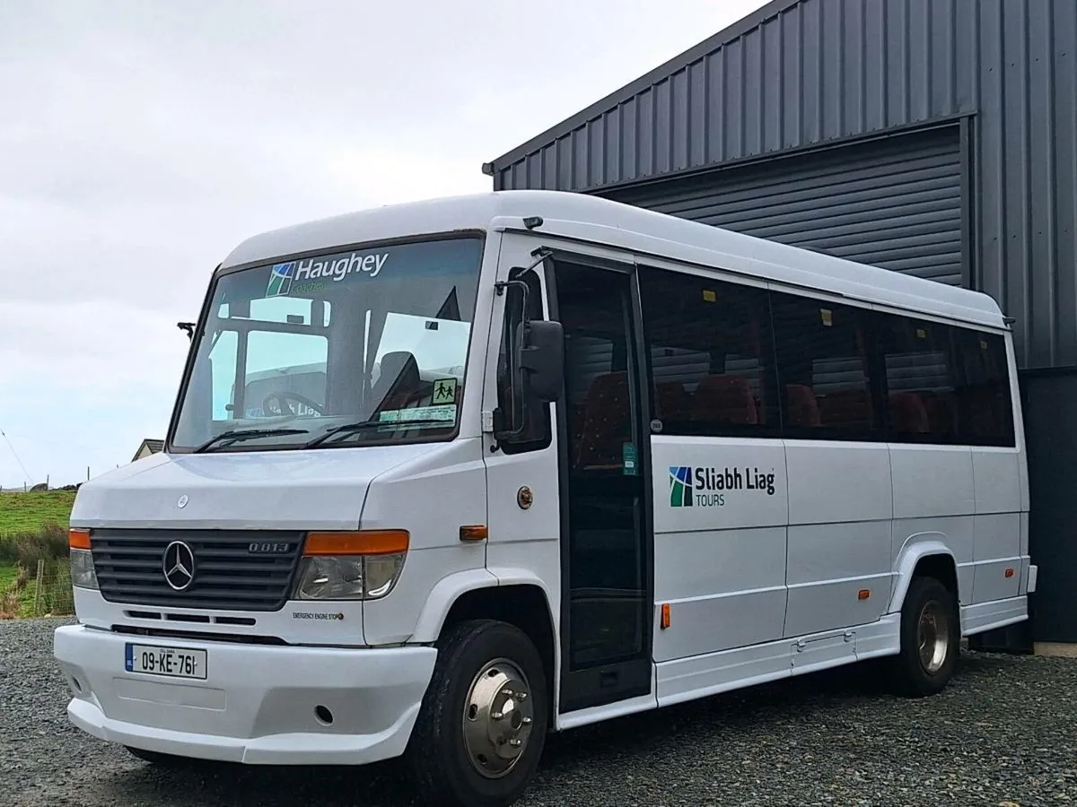 09 Mercedes Vario - Image 2