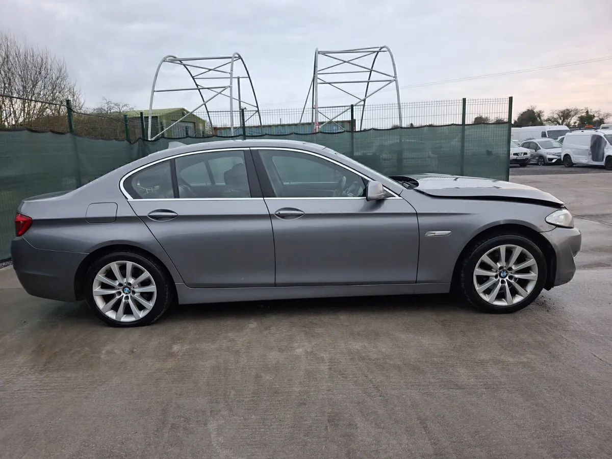 *2013 BMW 520D    Automatic - Image 4