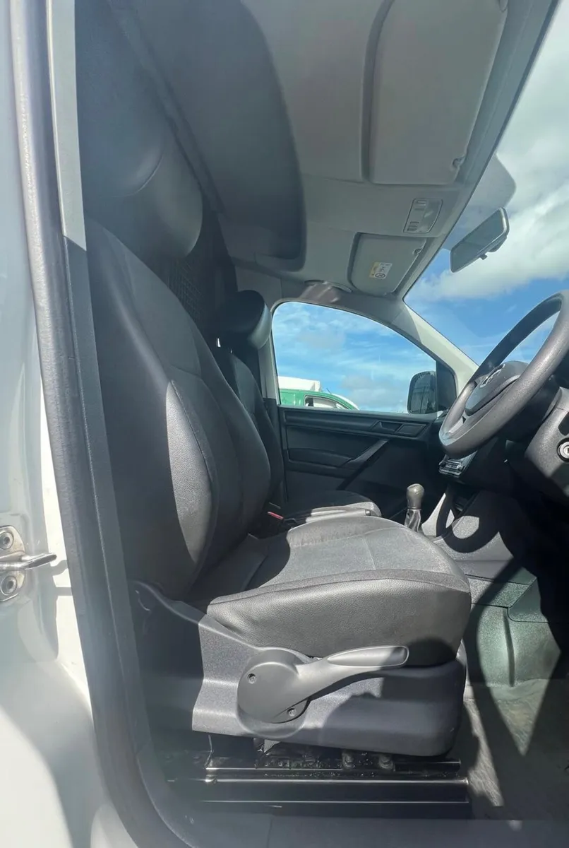 2019 Volkswagen Caddy Maxi 2.0 - Image 4