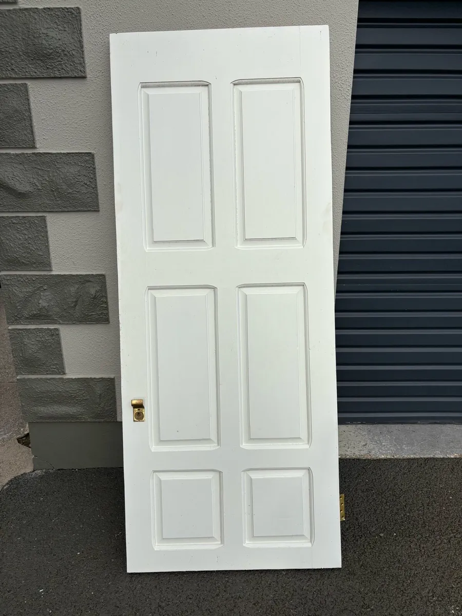 Interior doors - Image 1