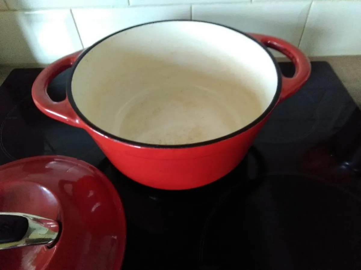 Dutch oven - Image 2