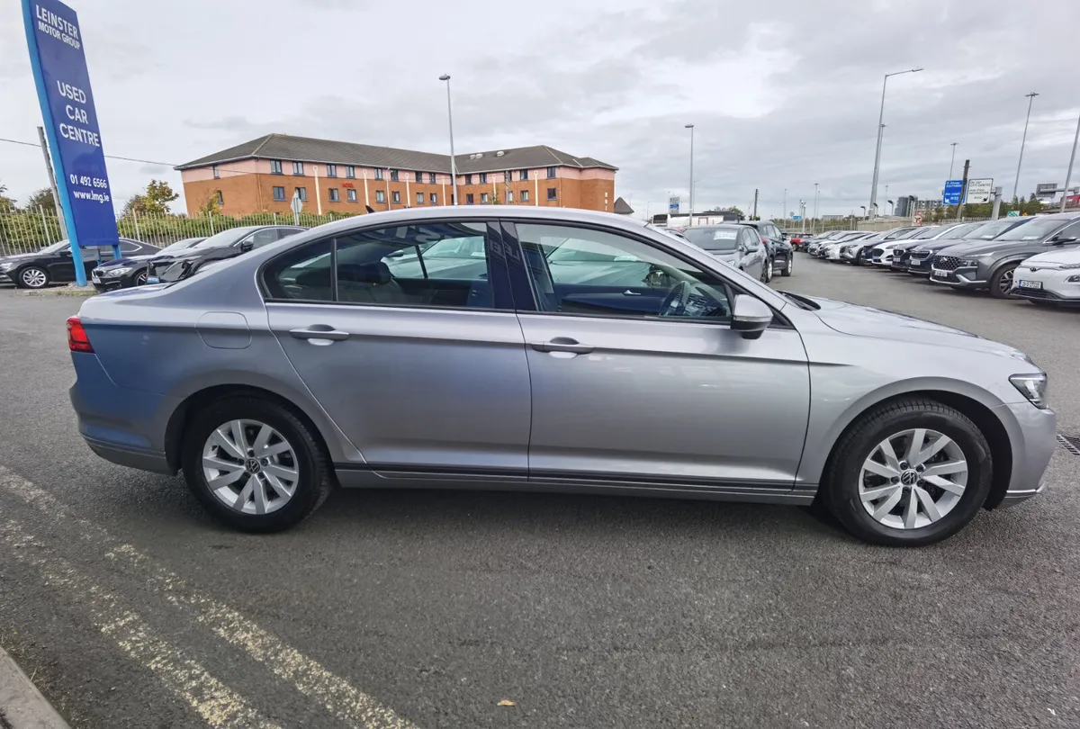 VOLKSWAGEN PASSAT 2.0TDI 150BHP - Image 4