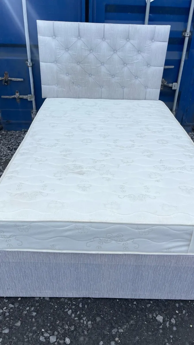 Small double bed and mattress - Image 4