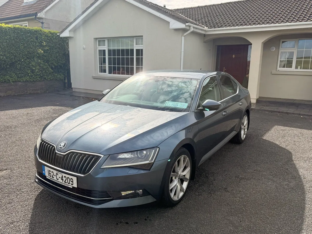 Skoda Superb - Image 2