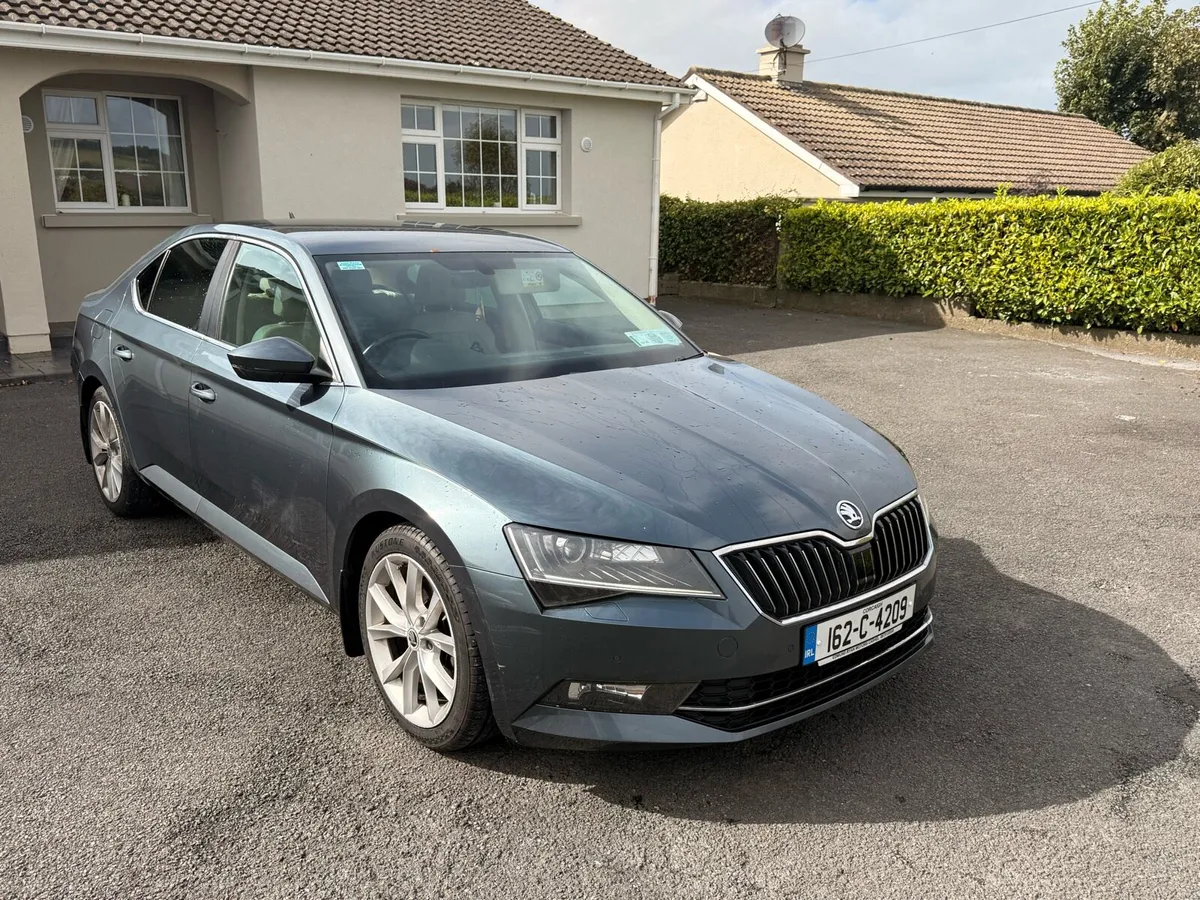 Skoda Superb - Image 1