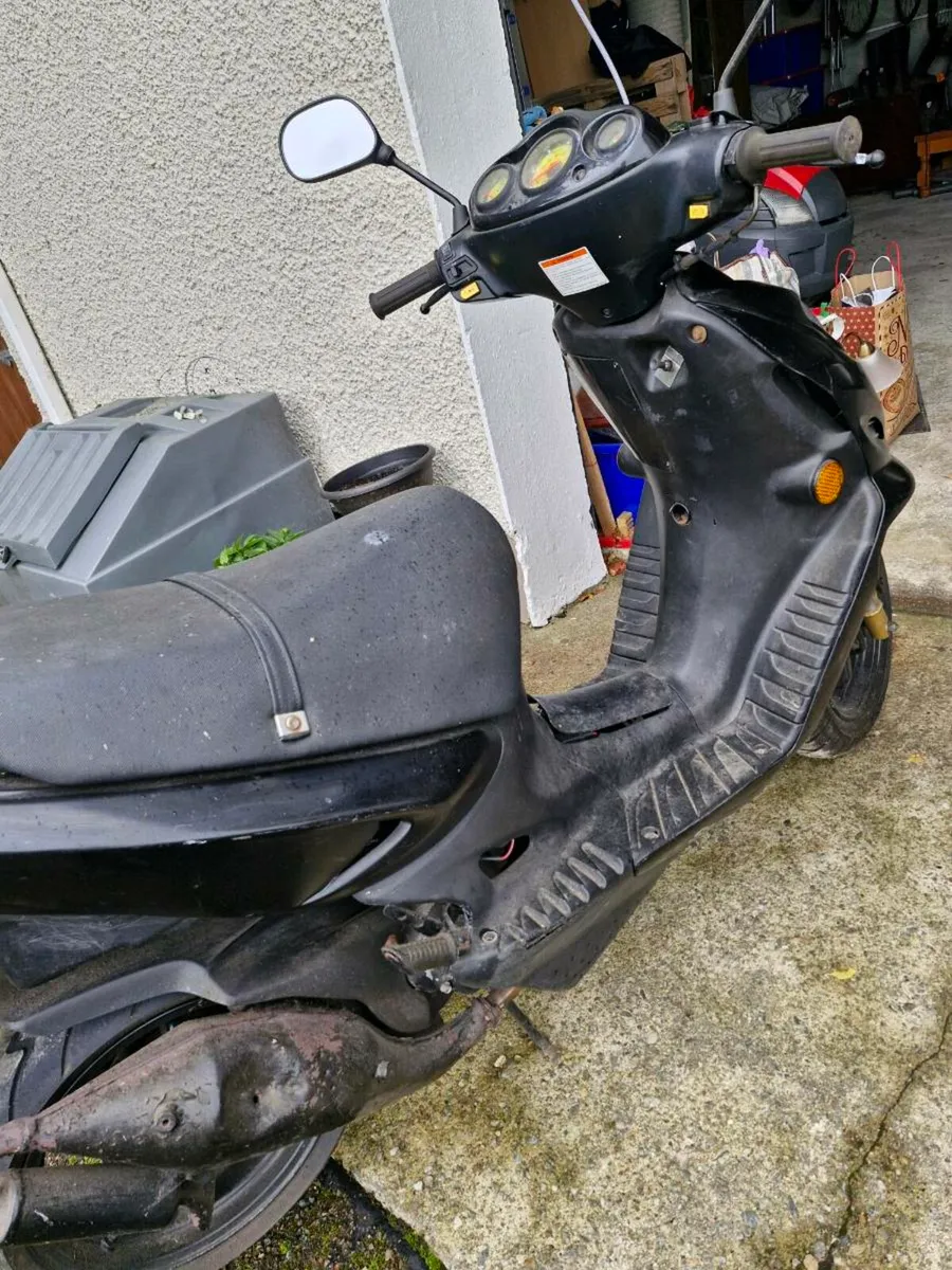 scooter - Image 3