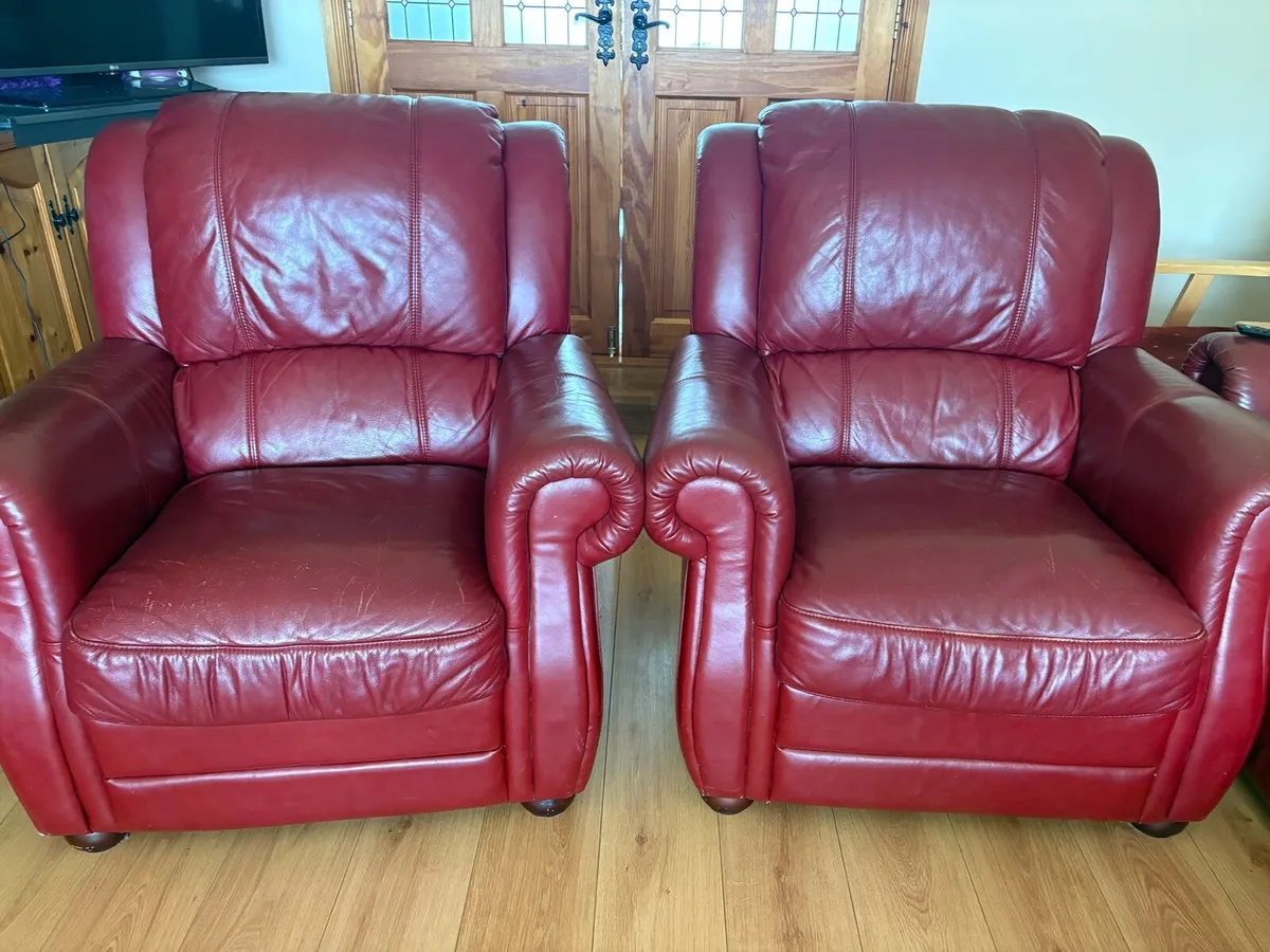 Armchairs - Image 1