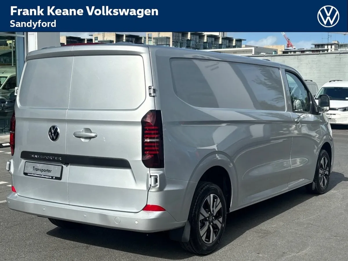 Volkswagen Transporter Trendline Plus 30 LWB 150B - Image 3