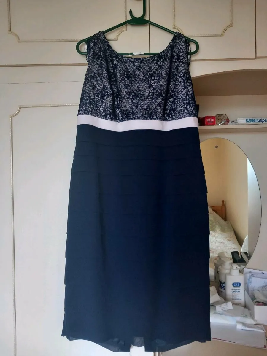 Mother of bride / groom dress - Image 4