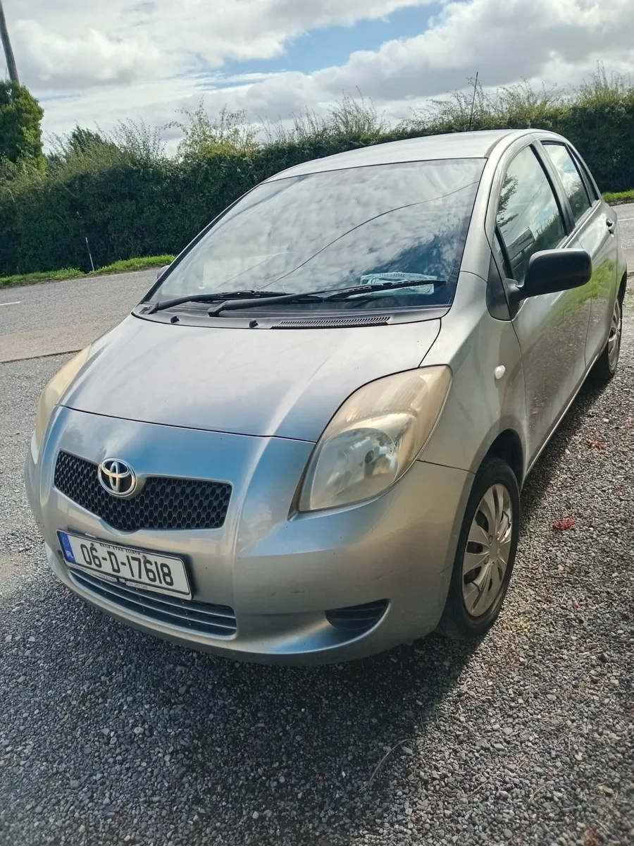 Toyota Yaris 2006 - Image 2