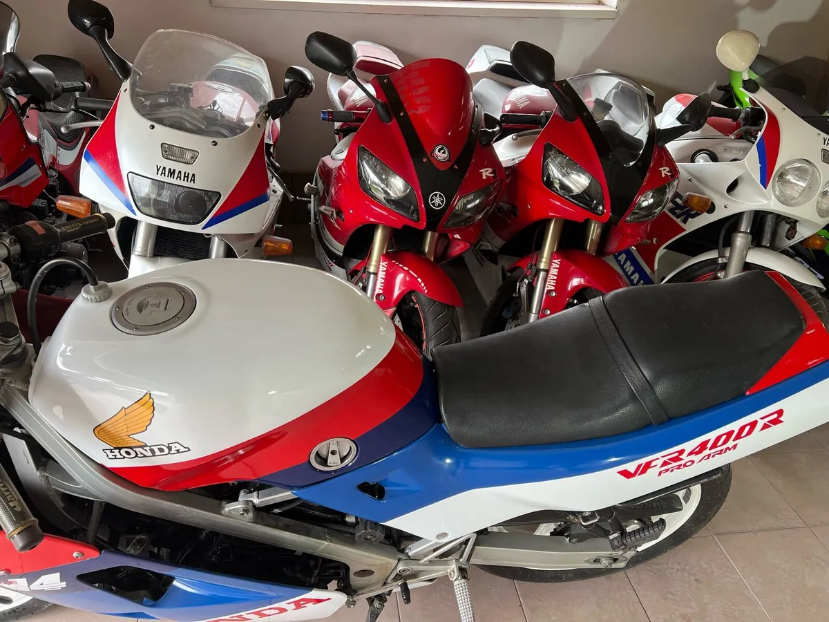 Honda vfr400 vfr750 limited edition - Image 3