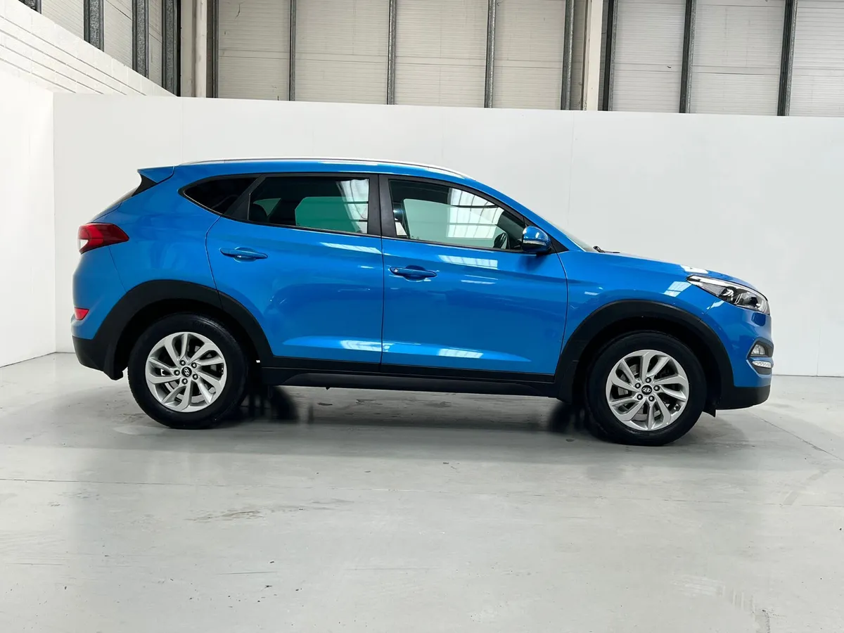 2018 Hyundai Tucson 1.6 TDi Executive SE - Image 2