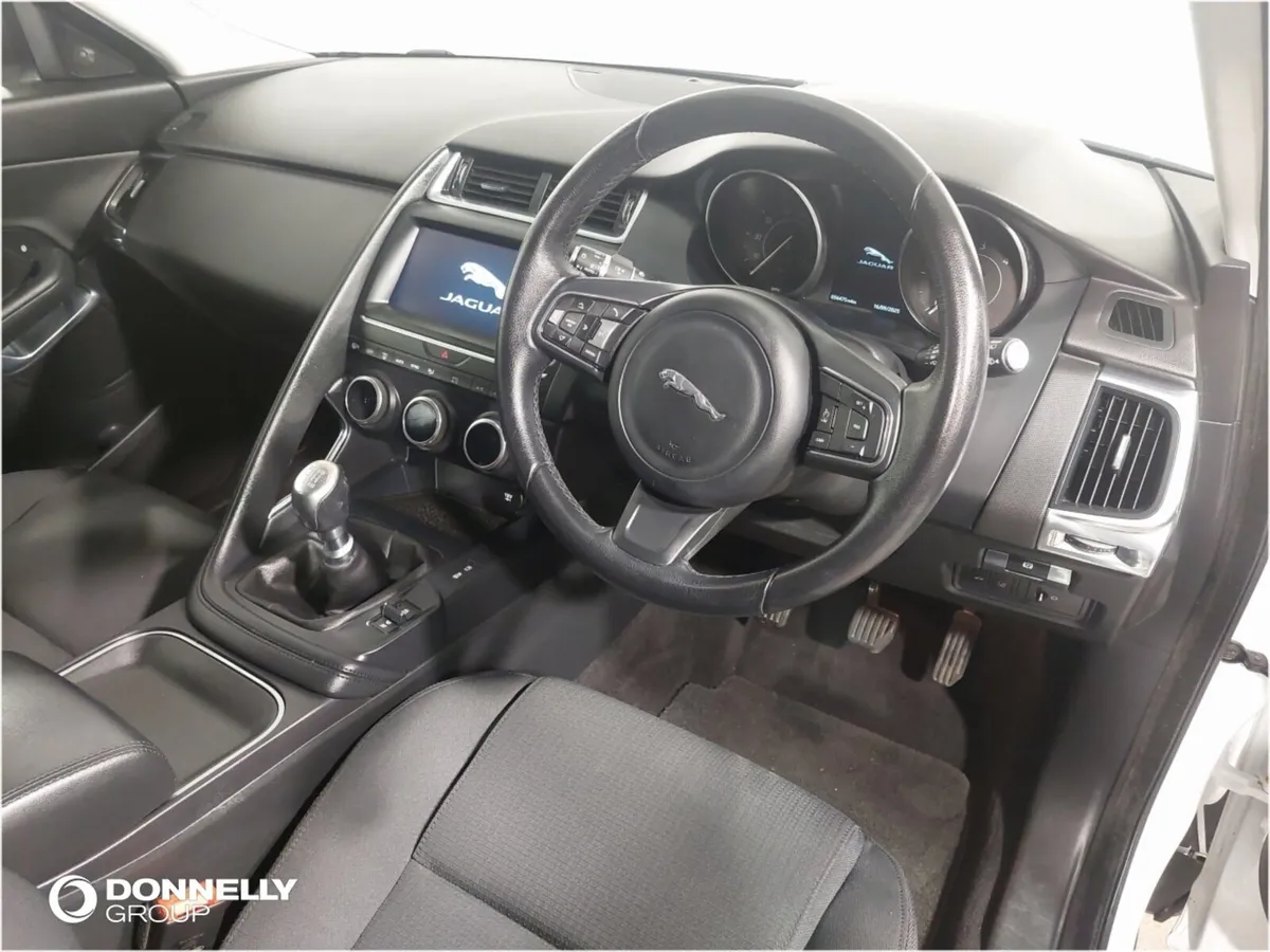 Jaguar E-pace Diesel Estate - Image 4