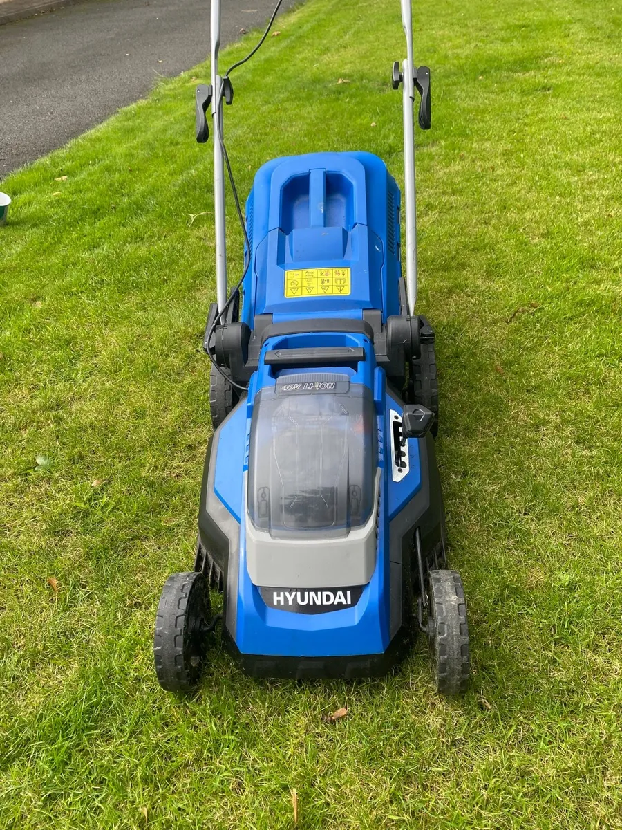 Lawnmower  Cordless - Image 1