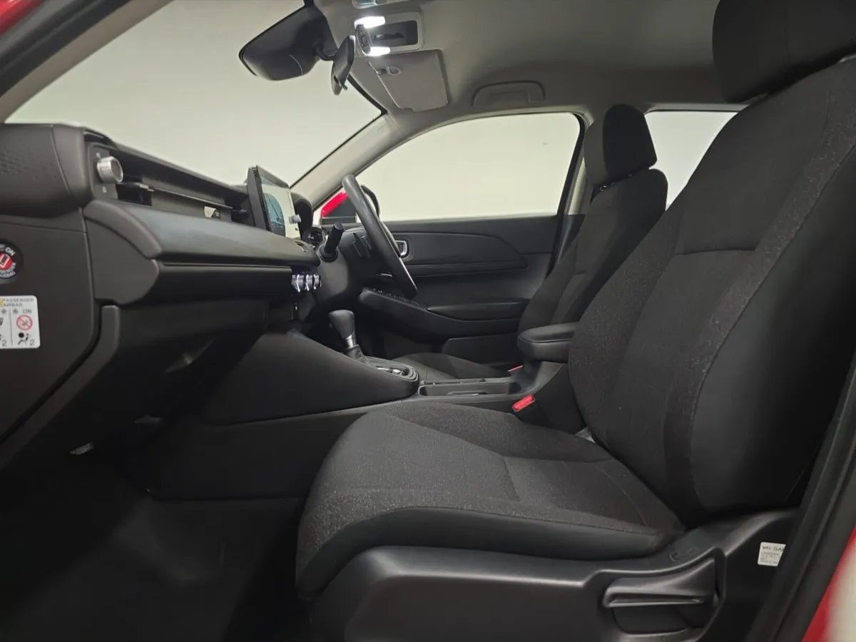 Honda HR-V Hr-V Hatchback Elegance - Image 2