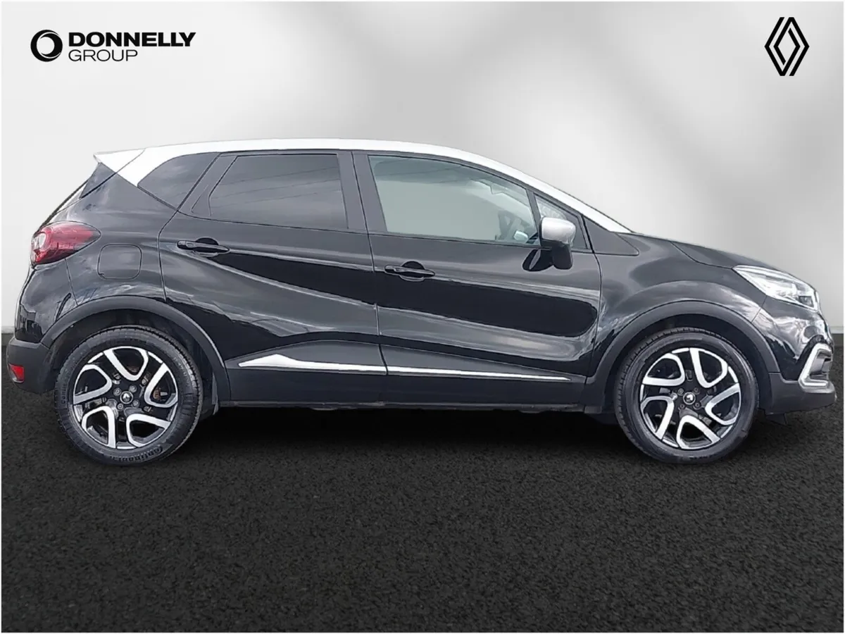 Renault Captur Hatchback Iconic - Image 3