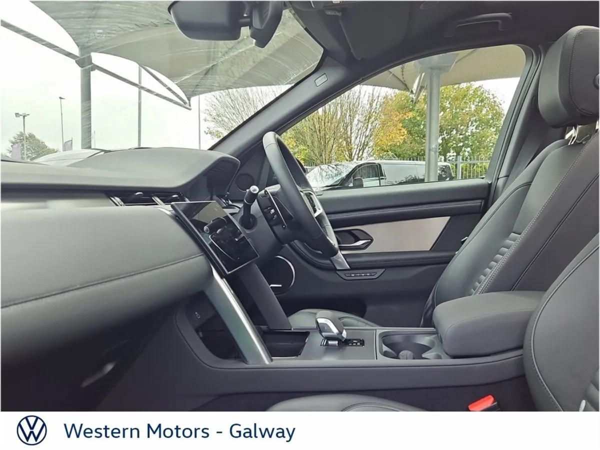 Land Rover Discovery Sport Discovery Sport Dynami - Image 4