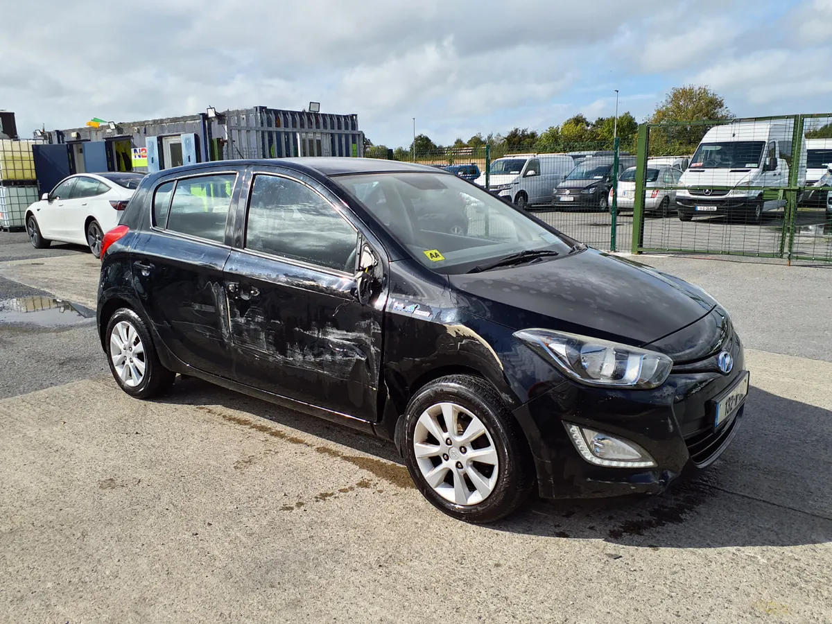 2013 Hyundai i20 - Image 1