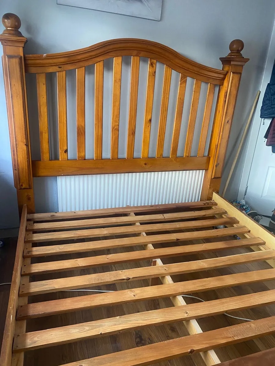 Mahogany king size bed - Image 3