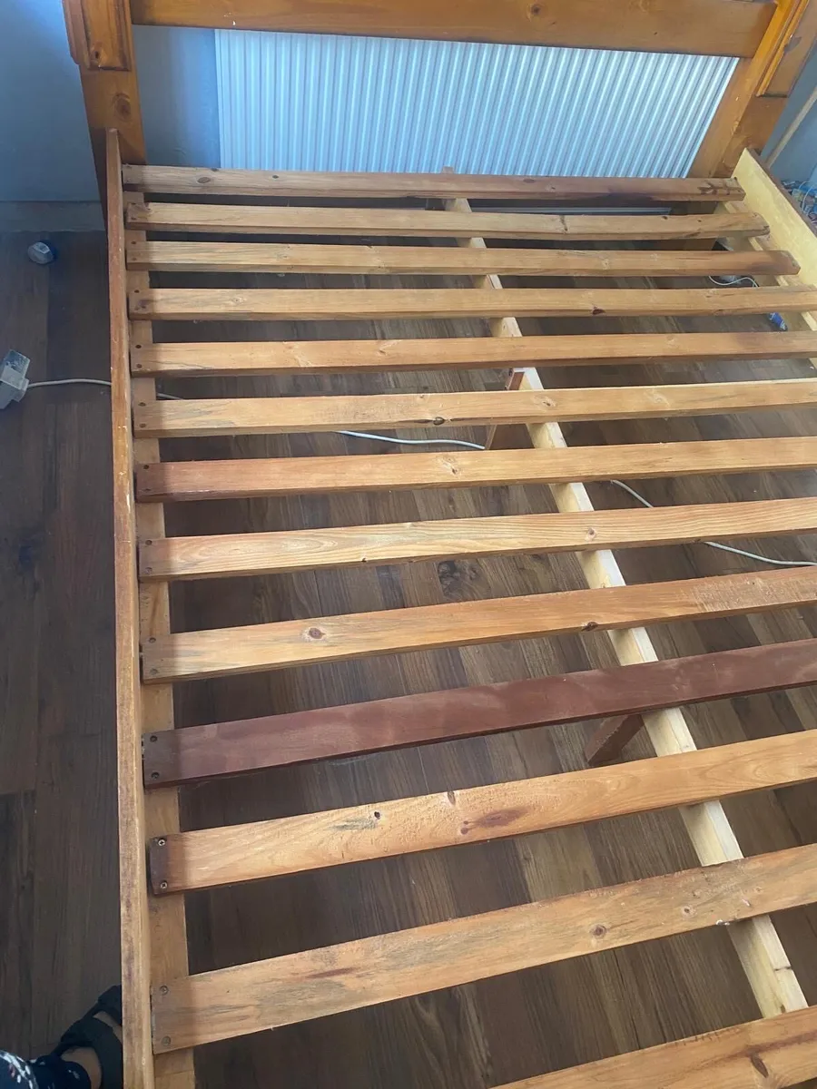 Mahogany king size bed - Image 4