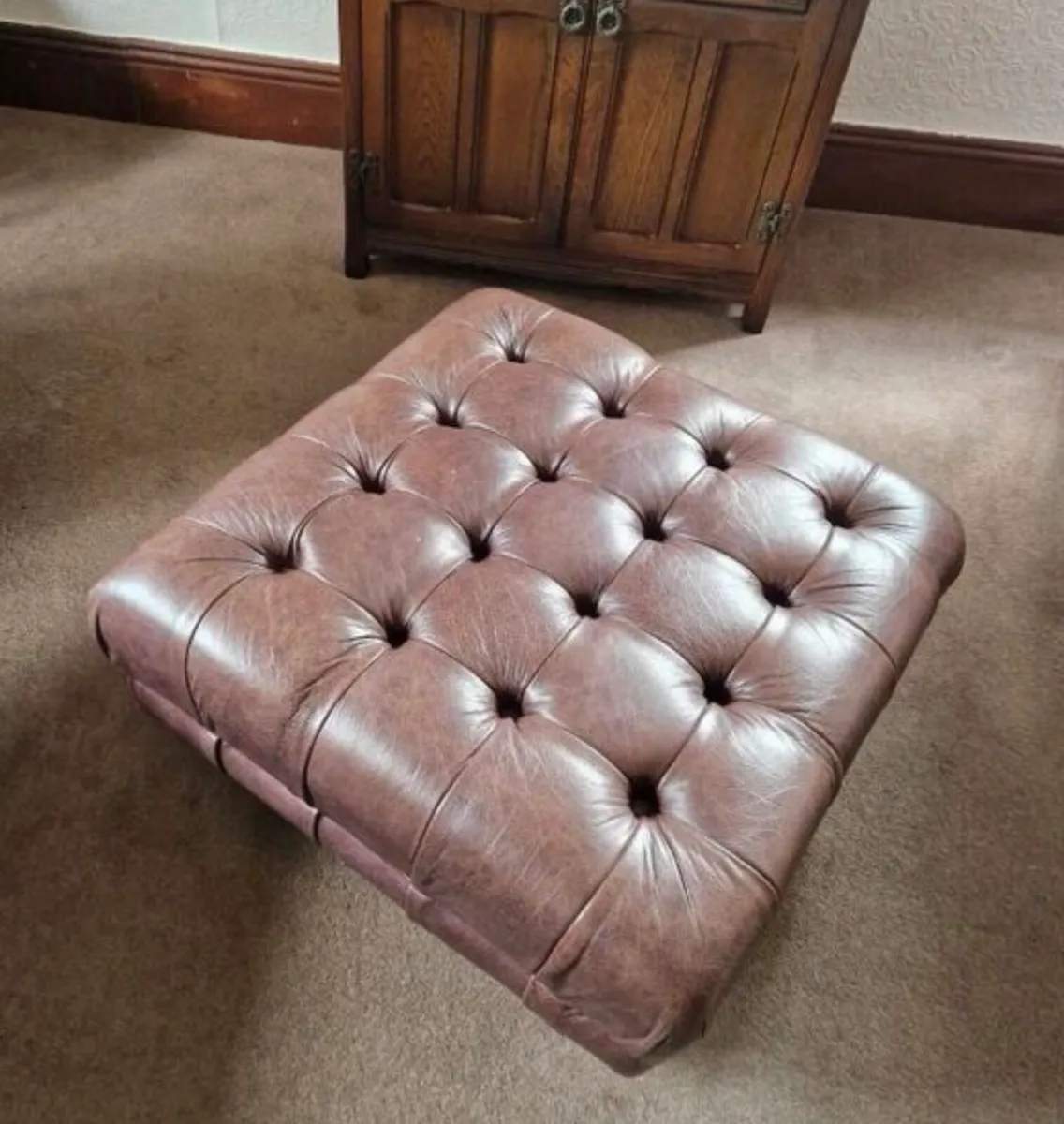 Chesterfield Sofa & Stool Set - Image 2