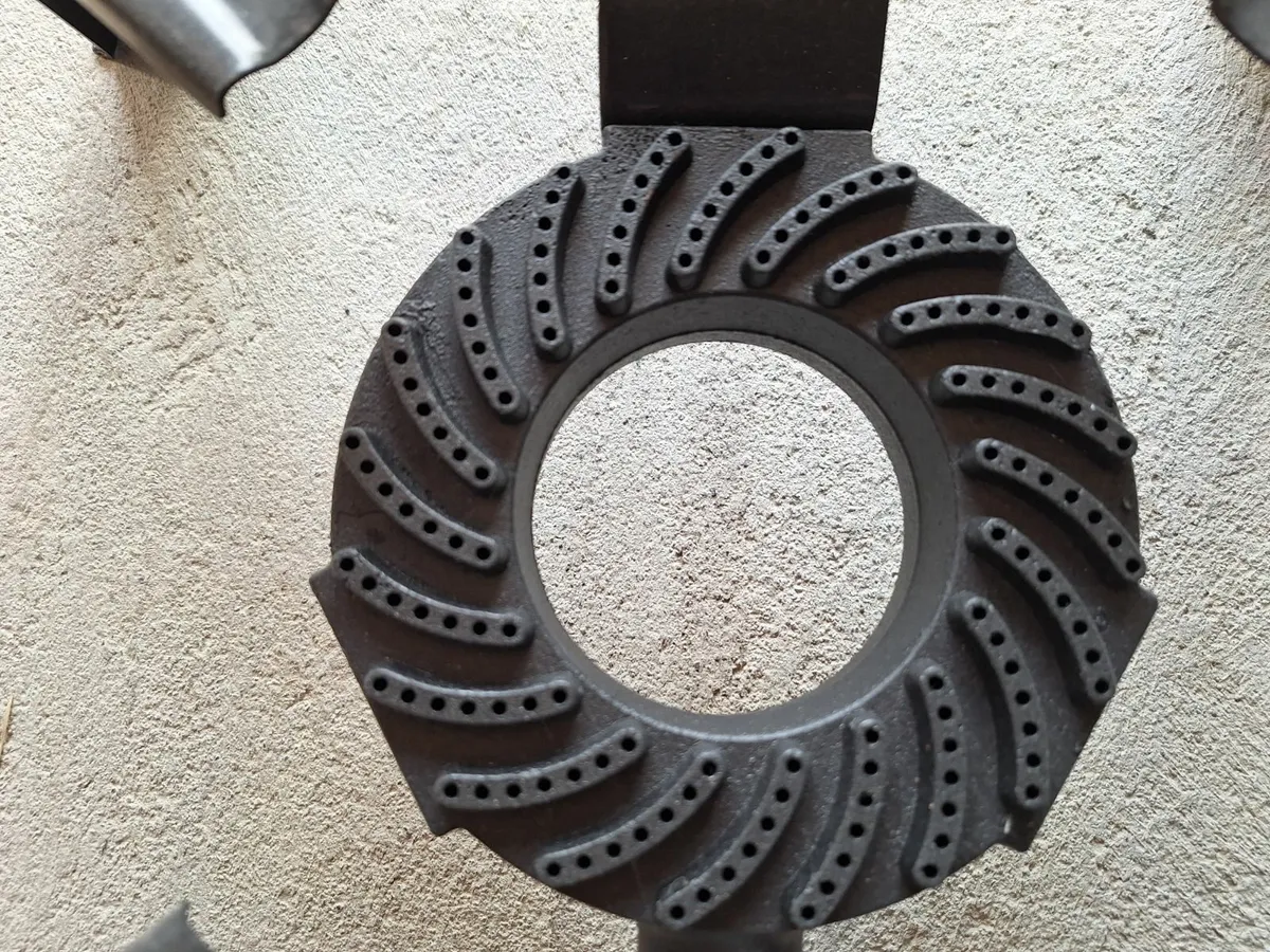 Cast iron gas ring - Image 2