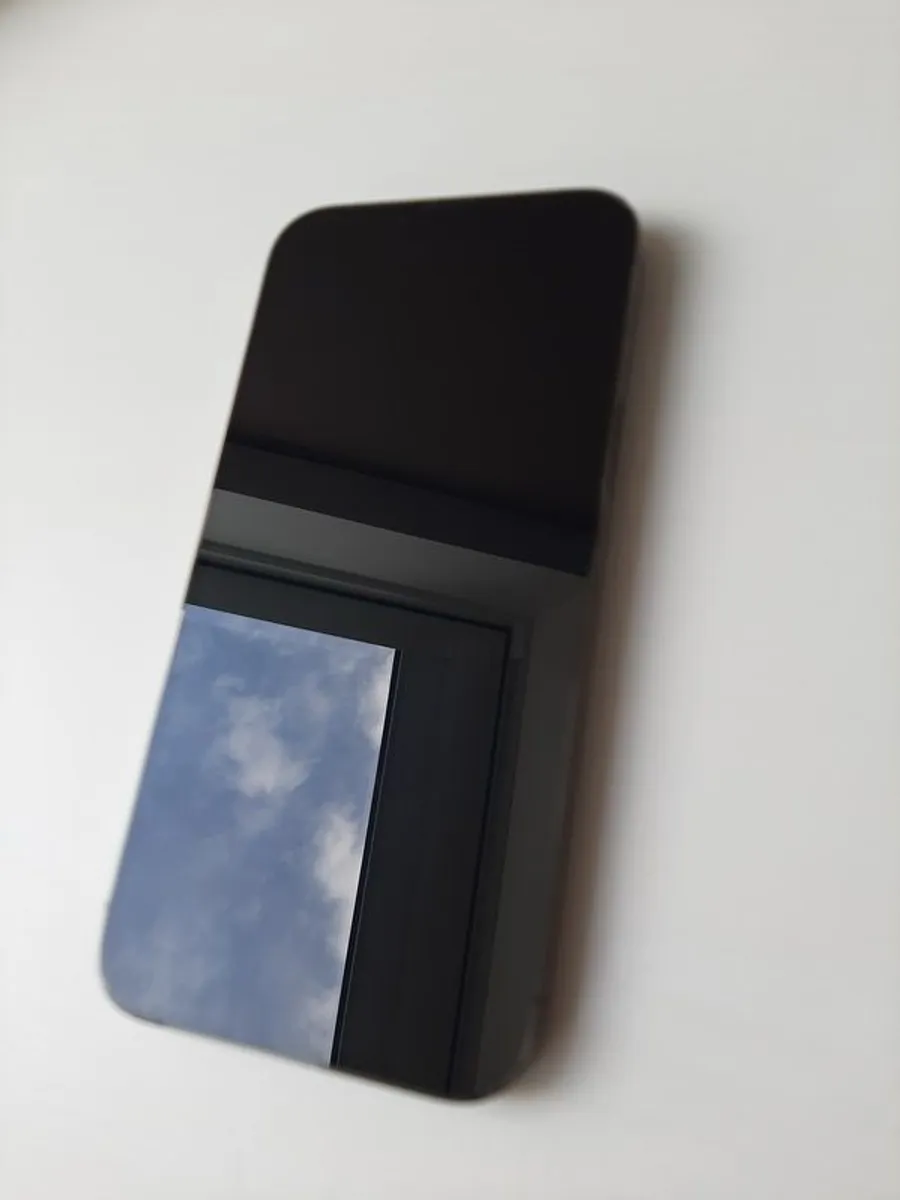 iPhone 13 Pro Max Graphite 128gb unlocked - Image 2