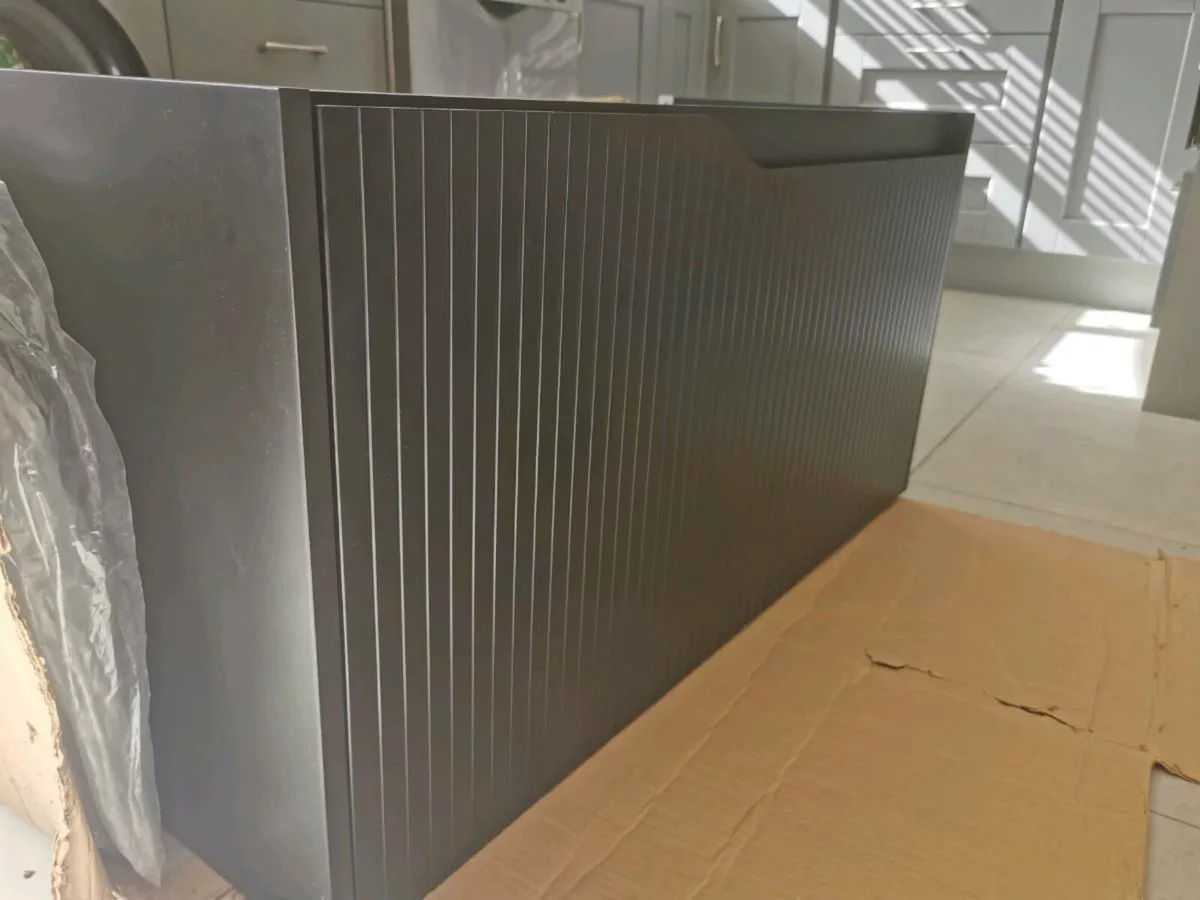 Undersink bathroom unit - Image 1