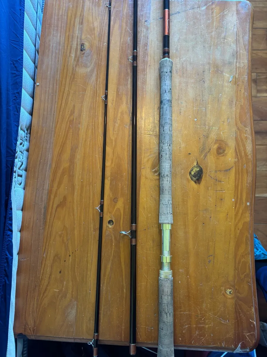 Fly fishing rods and vintage reels - Image 1
