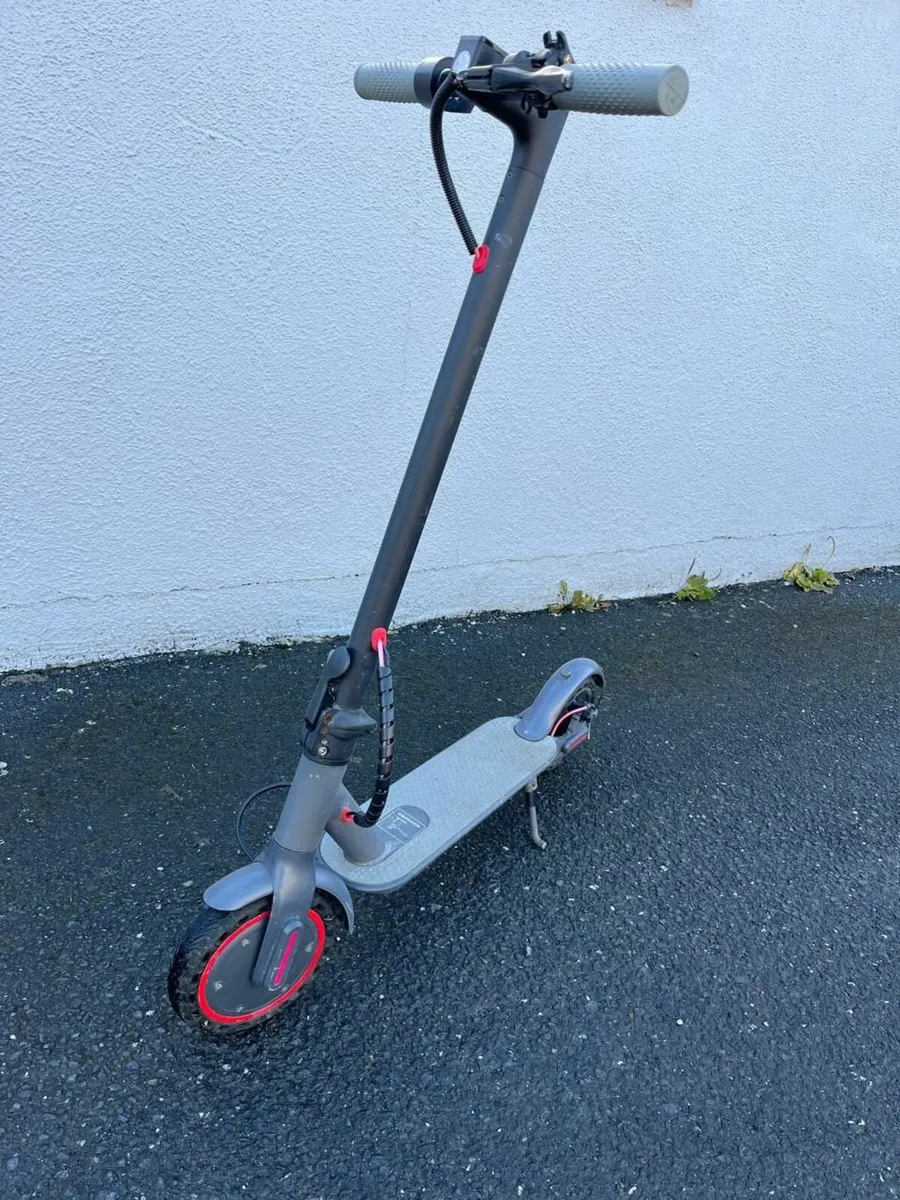 Electric scooter - Image 1