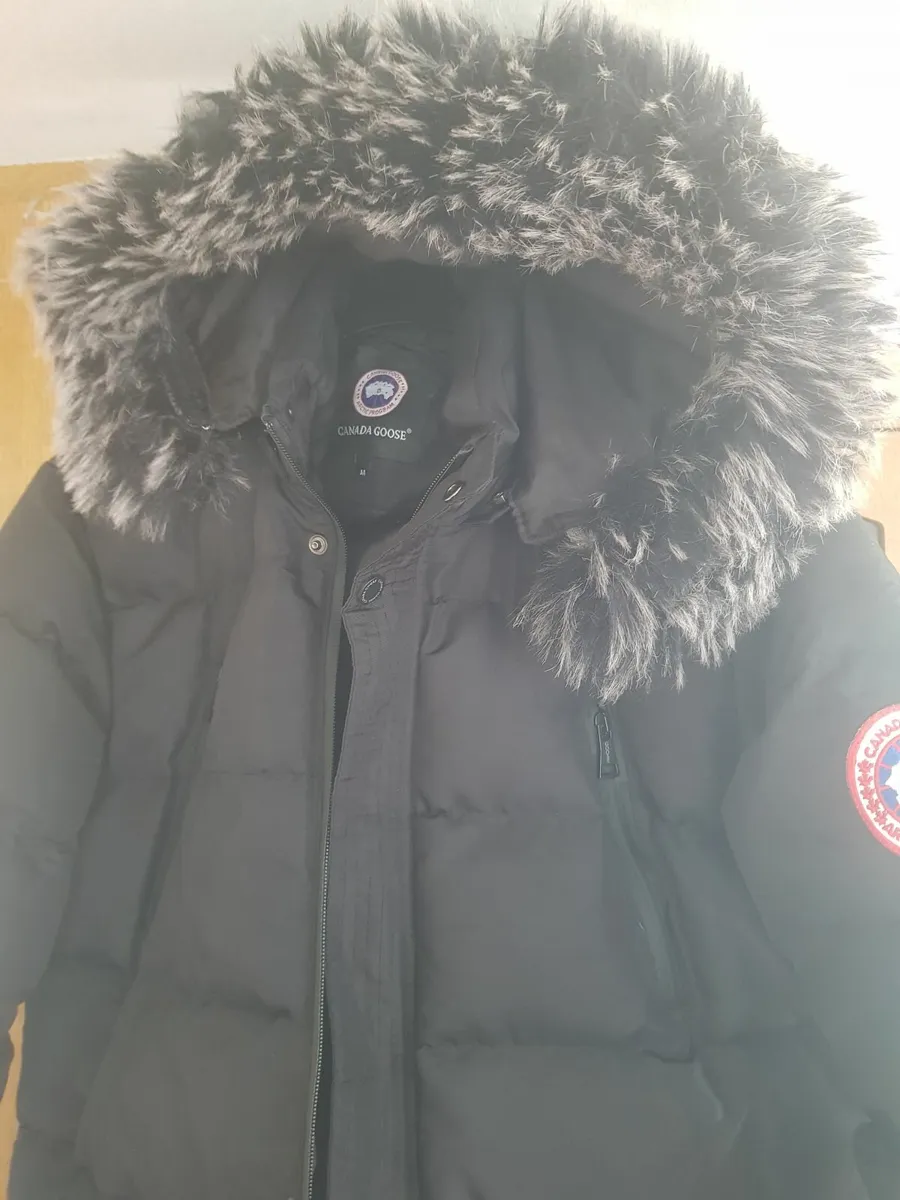 Mens coat sz medium - Image 2