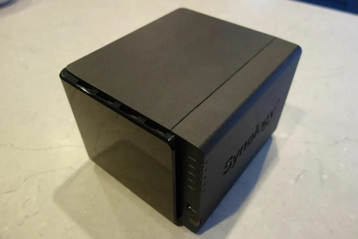 Synology Diskstation DS413 4 bay NAS - Image 1