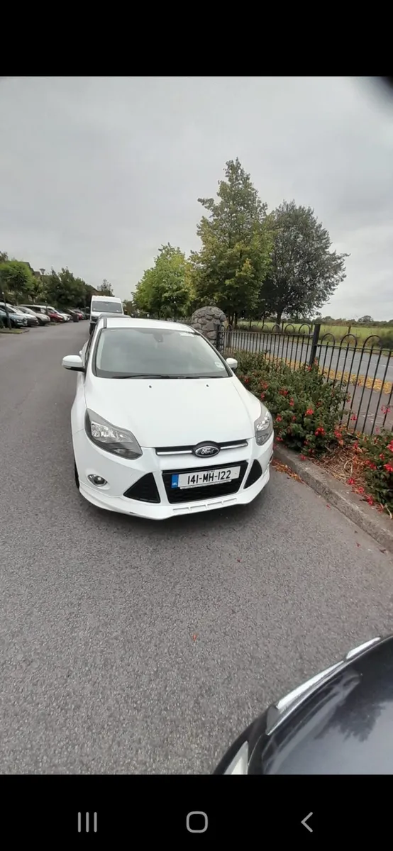 Ford Focus - Image 2