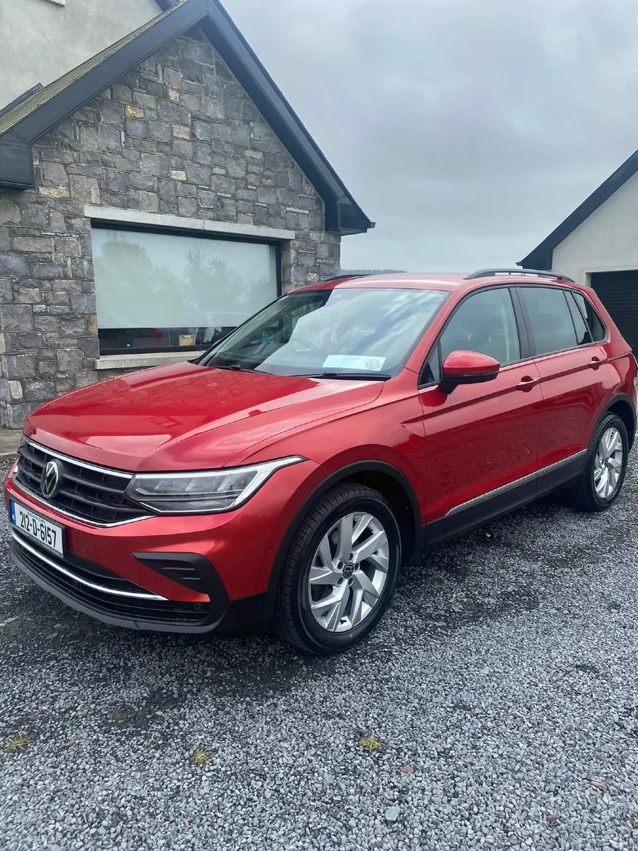 Volkswagen Tiguan 2021 - Image 1