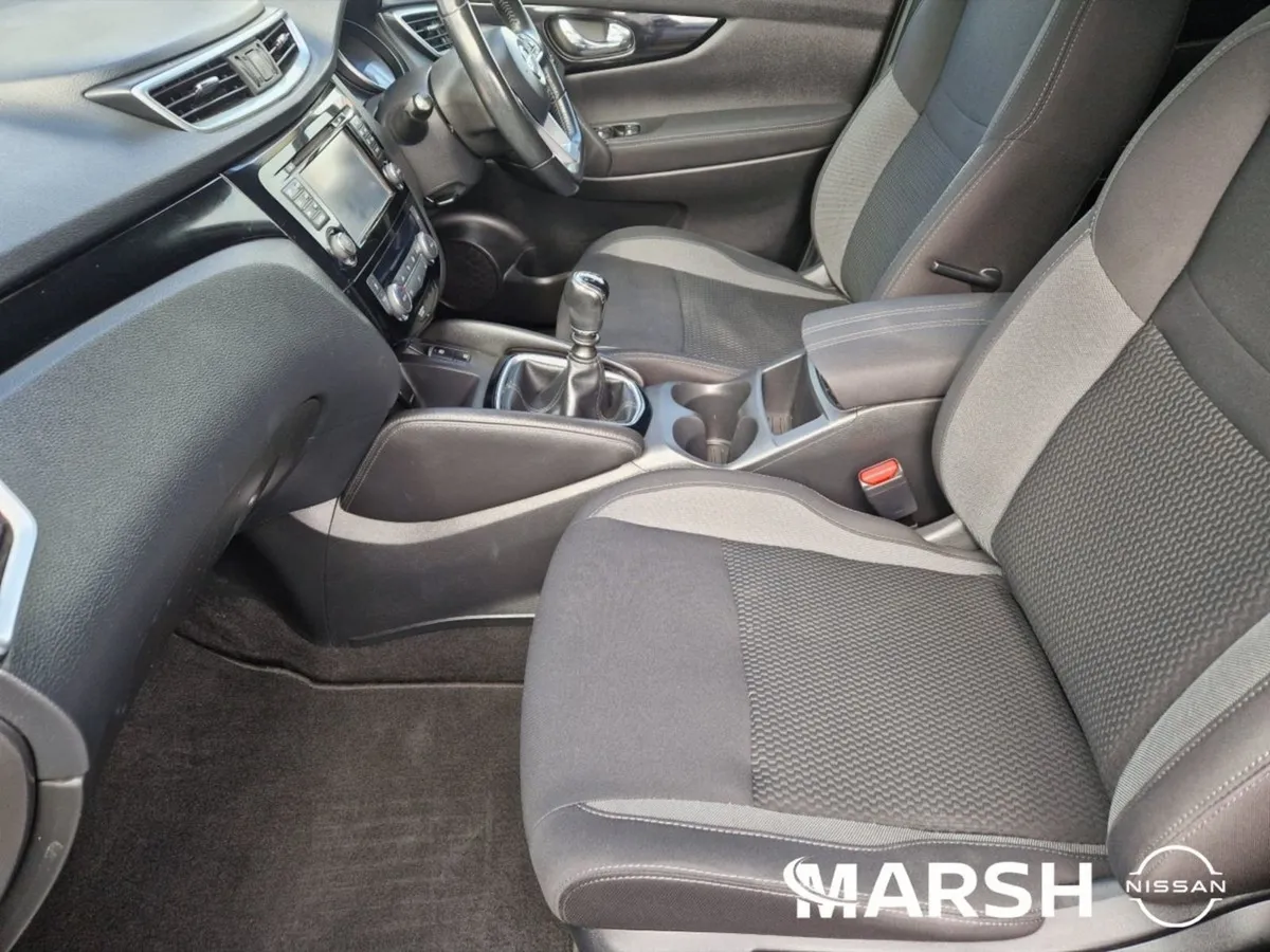 Nissan QASHQAI 1.5 SV 18 4DR - Image 4