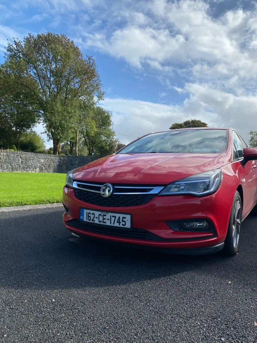 Vauxhall Astra - Image 1
