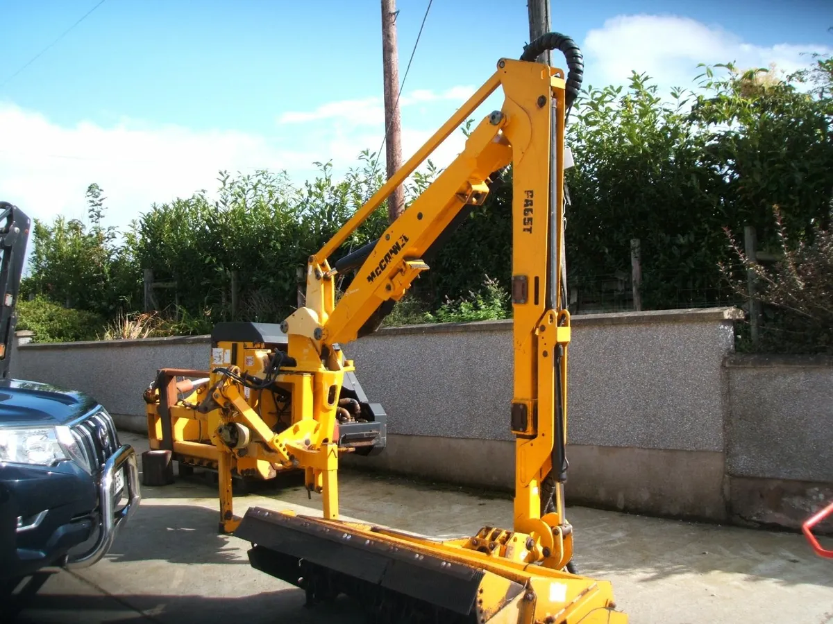 2009 McConnel PA65T - Image 1