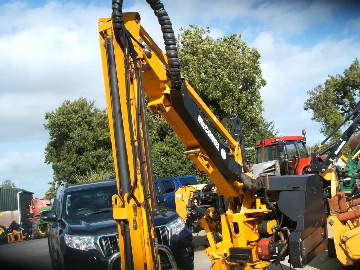2009 McConnel PA65T - Image 3