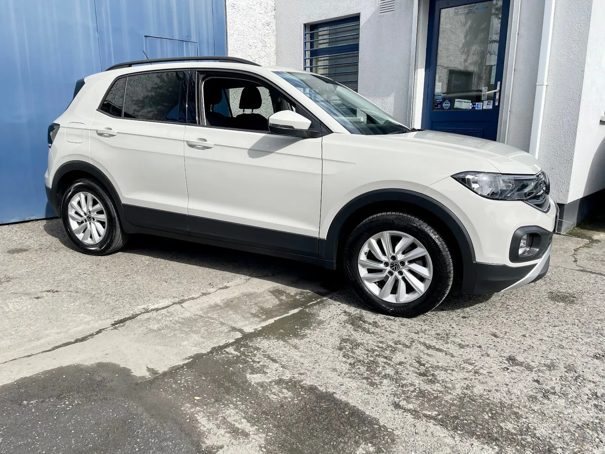Volkswagen T-Cross LIFE 1.0TSI Petrol 95BHP,2023 - Image 2