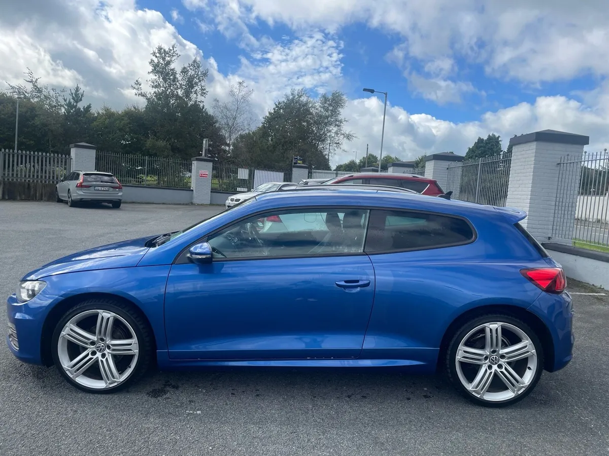 2016 Volkswagen Scirocco Sport R-Line 2.0 TDI - Image 4