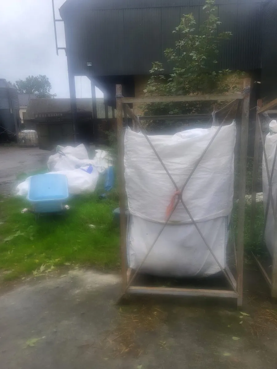 6 blue Barrels and bulk bags for sticks - Image 2