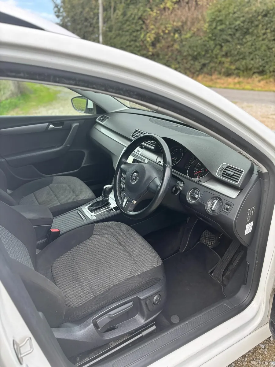 Volkswagen Passat 2014 - Image 3