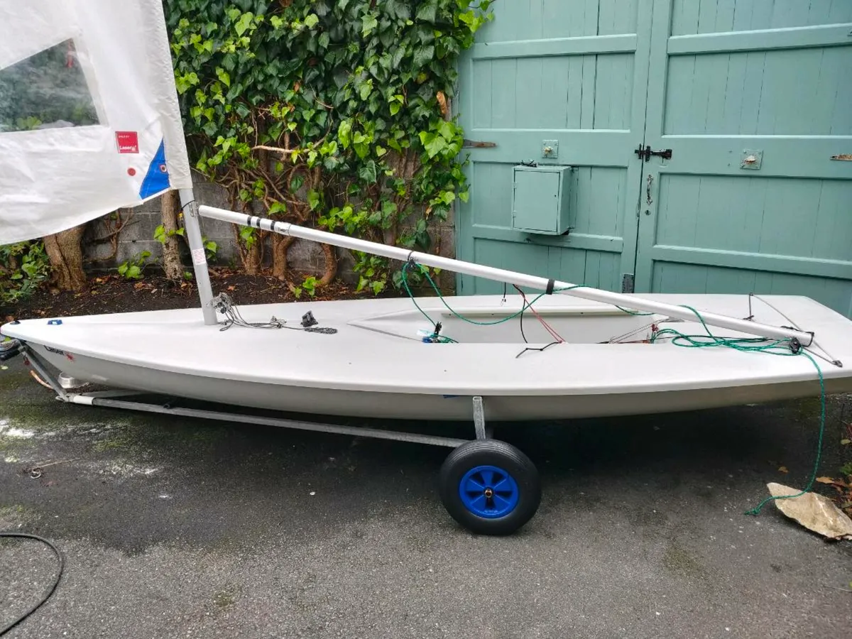 Laser Radial sail boat - Image 3