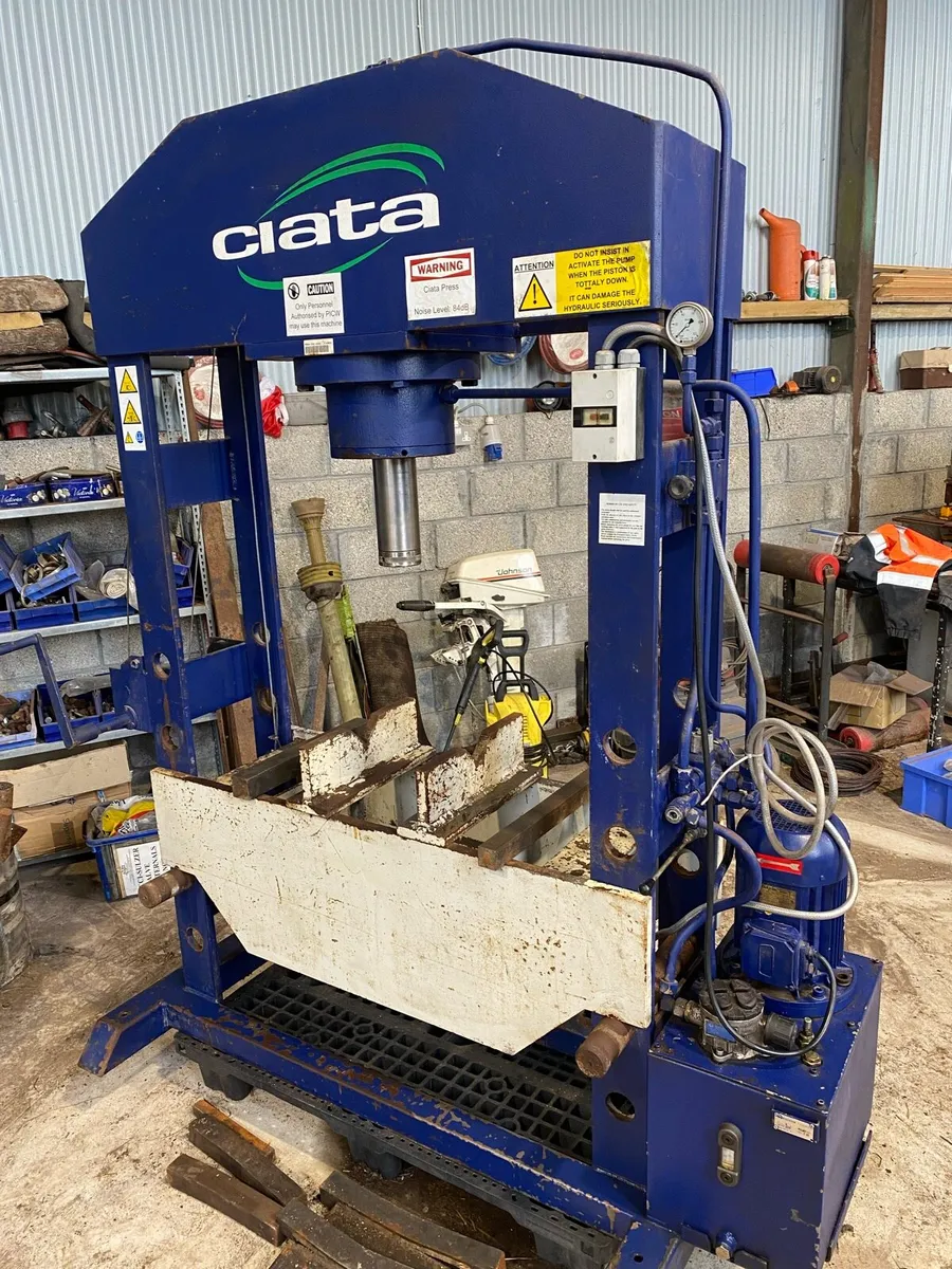 100 Ton Motorised Hydraulic Press - Image 2