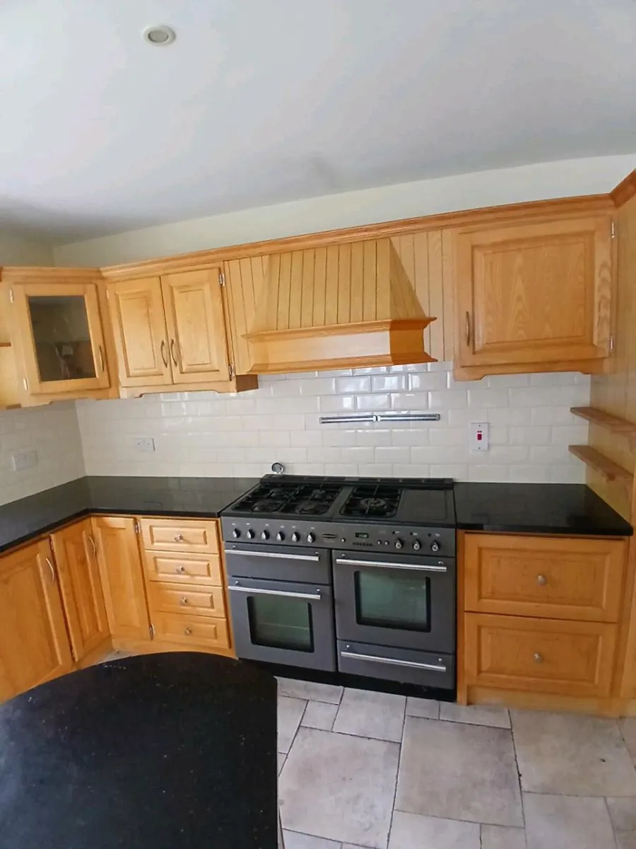 Kitchen - Image 4