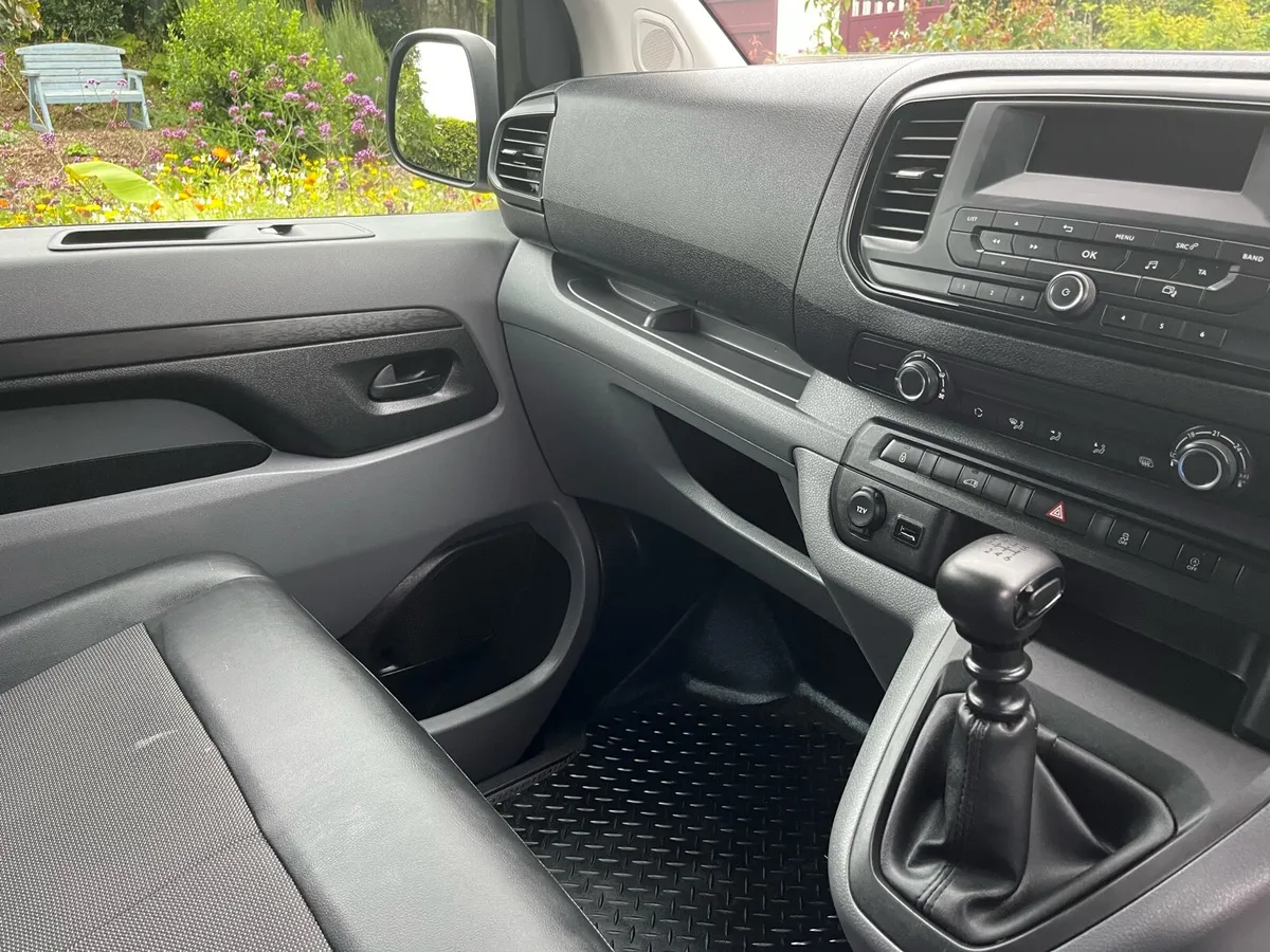 2020 Citroën Dispatch LWB 1.5 BlueHDi100 - Image 3