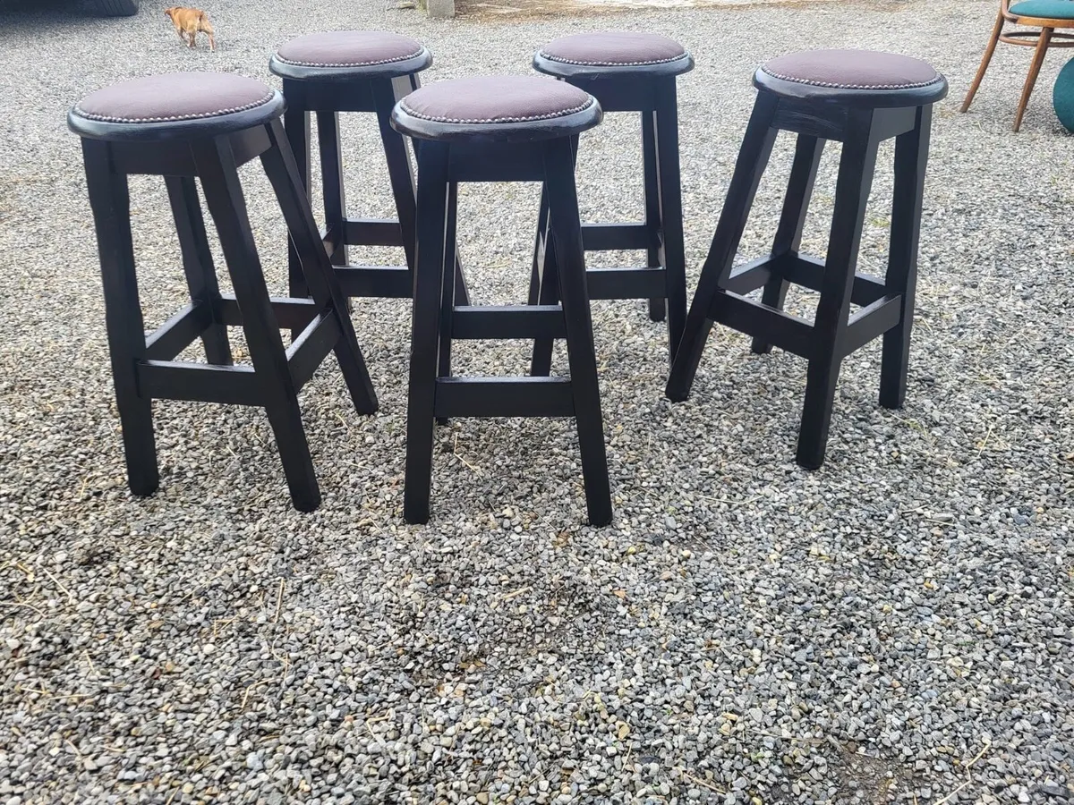Pub furniture - Image 1