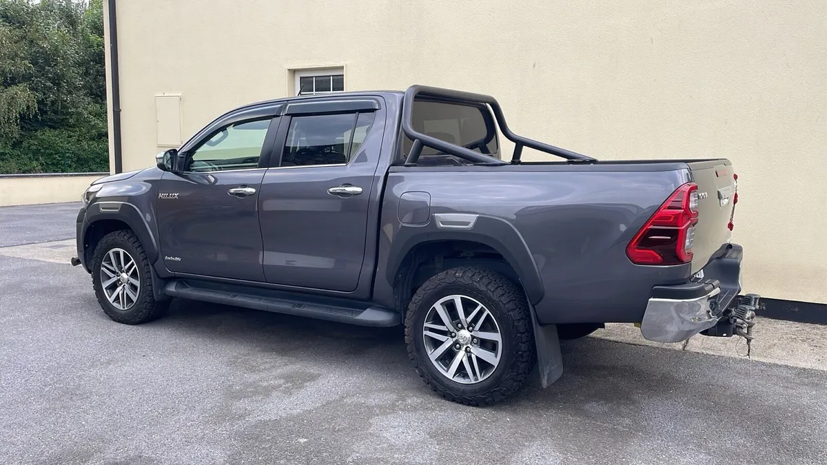 Toyota Hilux. NO VAT - Image 3